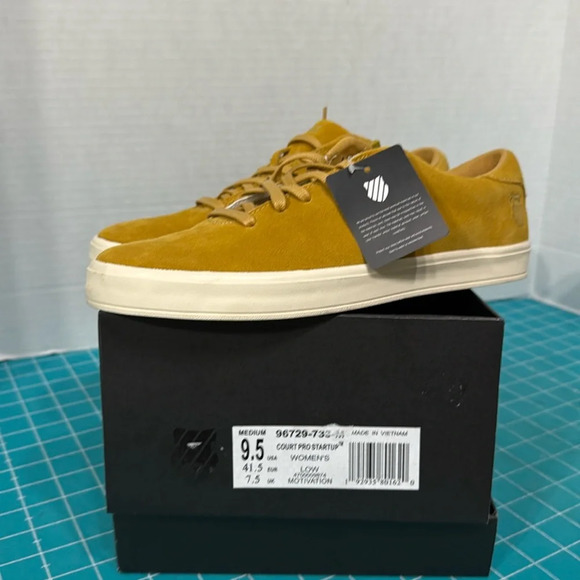 K-Swiss Shoes - K-Swiss Court Pro Start Up in Yellow Suede Leather Low Profile Sneaker Size 9.5